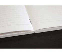 Apica | Cuaderno Premium A6 Silky Navy (Rayas)