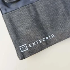 Entropía | Estuche Enrollable Gray