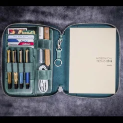 Galen Leather | Funda Leather Zippered Hobonichi Cousin A5 Planner Folio Crazy Horse Forest Green