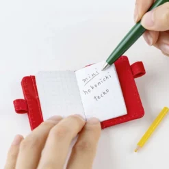 Hobonichi | Mini Llavero Hobonichi Techo Mini Keychain (Bright Plaid)