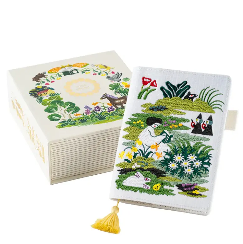 Hobonichi | Set Regalo Diario 5 Years Hobonichi A6 Iyo Okumi: Haconiwa (2027-2031)