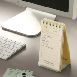 Iconic | Bloc Checklist Flow Butter Yellow