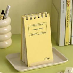 Iconic | Bloc Checklist Flow Butter Yellow