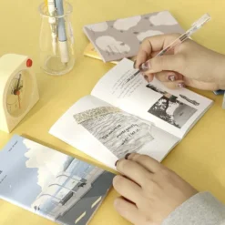 Iconic | Cuaderno de Bolsillo v3 Dog Walking (Cuadros)