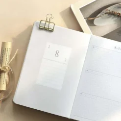 Iconic | Diario de 3 Años Ilsangjip Milk Beige