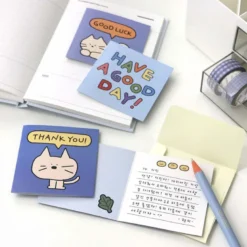 Iconic | Mini Tarjeta de Felicitación Doodle Congrats