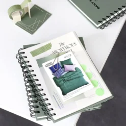 Iconic | Planificador Daily Archiving Book Custard