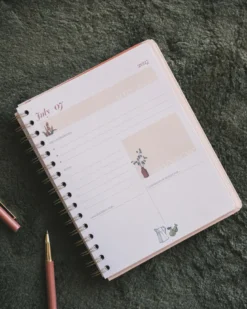Kokonote | Agenda Escolar Bambina Latte Blossom 2026-2027 (Semanal)