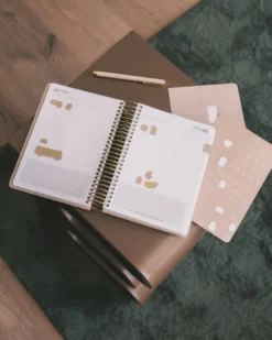Kokonote | Agenda Escolar Muse Misty Gray 2026-2027 (Diaria)