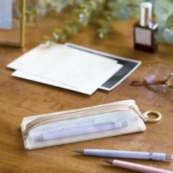 Kokuyo | Estuche Plano Emily Green