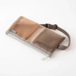 Midori | Estuche Book Band B6 - A5 de Malla Brown
