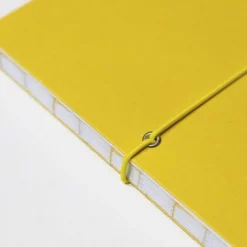 Octagon | Agenda Weekly Planner A5 Yellow 2026-2027 (Semanal)