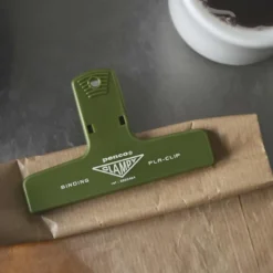 Penco | Clip de Plástico Khaki