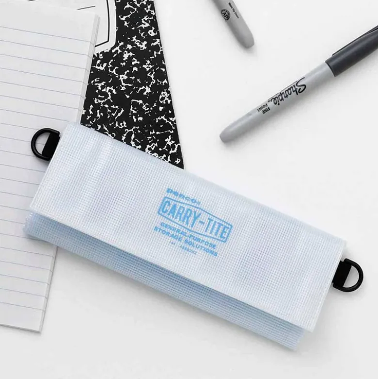 Penco | Estuche Carry Tite Case Clear M Light Blue