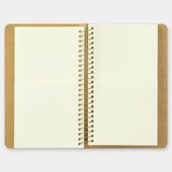 Traveler's Company | Cuaderno con Espiral A6 Slim Bolsillos de Papel