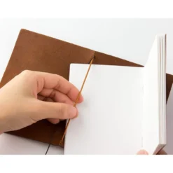 Traveler's Company | Cuaderno Traveler's Notebook Passport Camel