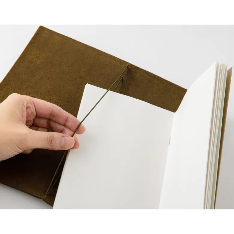 Traveler's Company | Cuaderno Traveler's Notebook Regular Olive