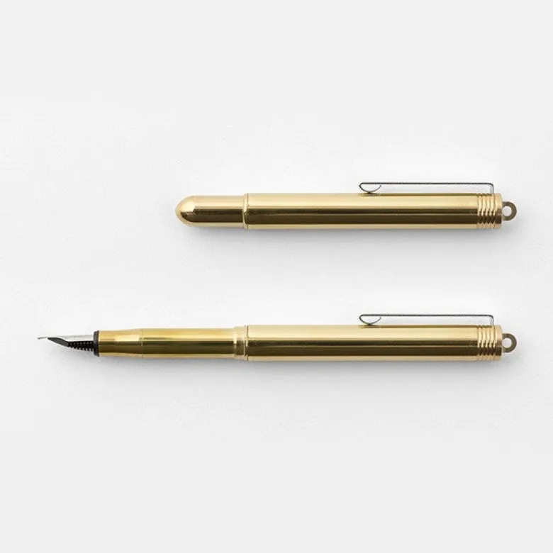Traveler's Company | Pluma Estilográfica Brass Fountain Pen