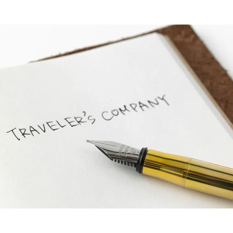 Traveler's Company | Pluma Estilográfica Brass Fountain Pen