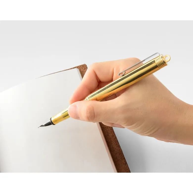 Traveler's Company | Pluma Estilográfica Brass Fountain Pen