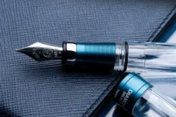 TWSBI | Pluma Estilográfica Diamond 580 ALR Prussian Blue EF